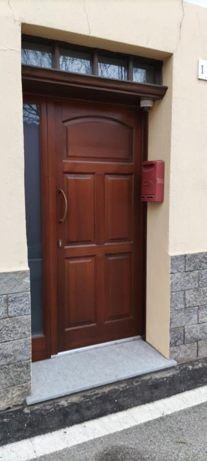 Elegante Appartamento Sangano Luaran gambar
